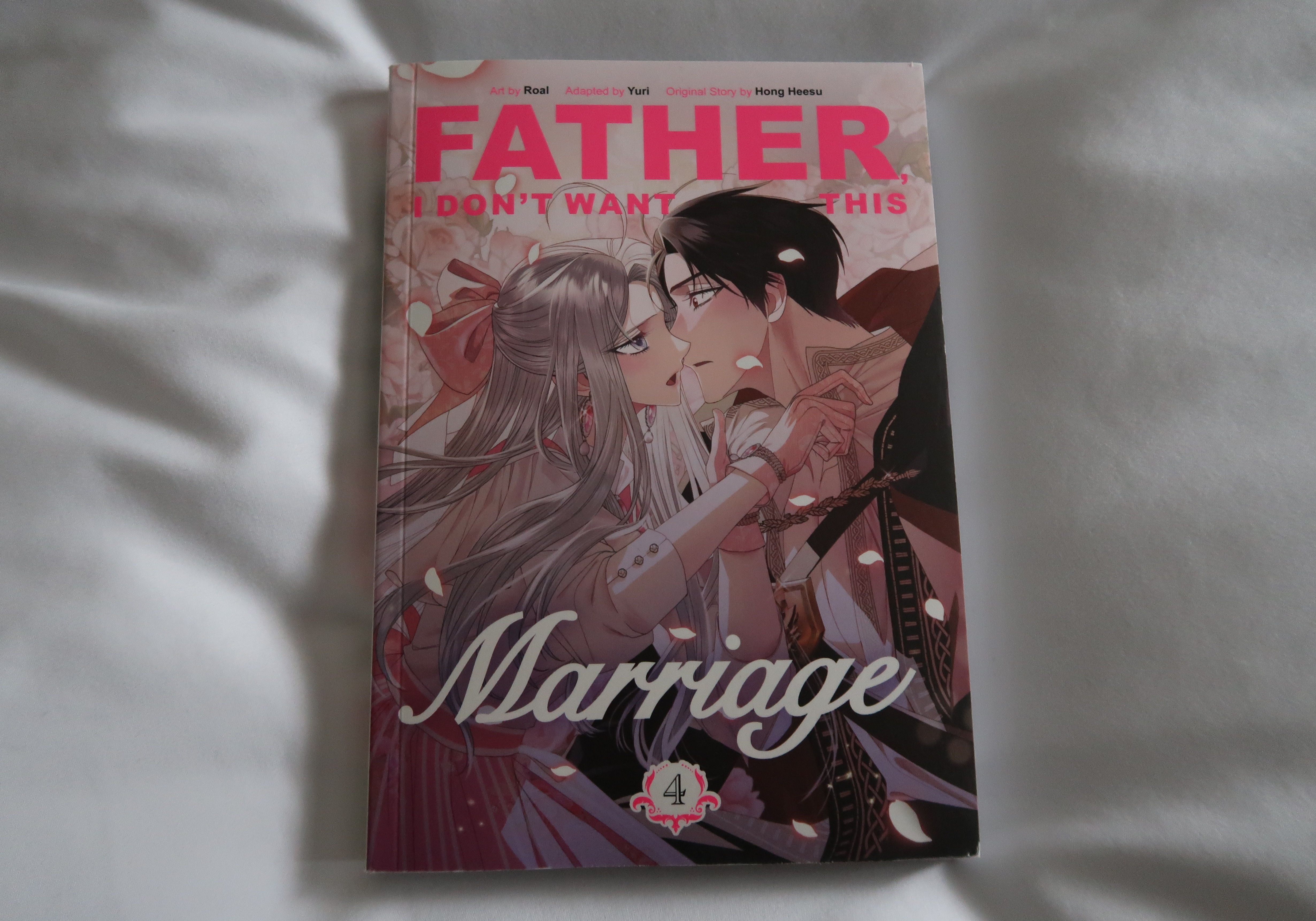 Copia física de Father, I Don’t Want This Marriage Vol. 4